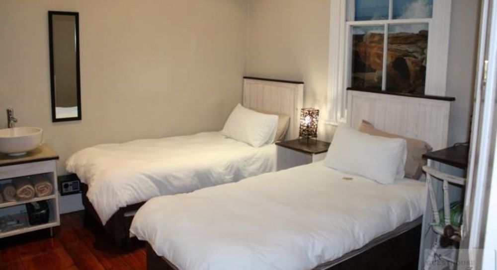 Guesthouse On Irvine พอร์ตเอลิซาเบธ ภายนอก รูปภาพ