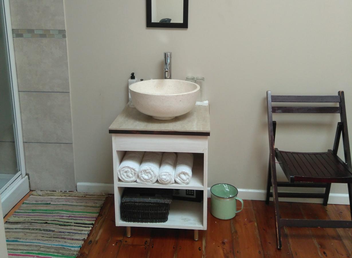 Guesthouse On Irvine พอร์ตเอลิซาเบธ ภายนอก รูปภาพ